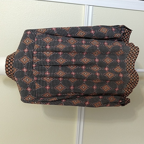 🆕 Max Studio Blouse - Picture 4 of 10